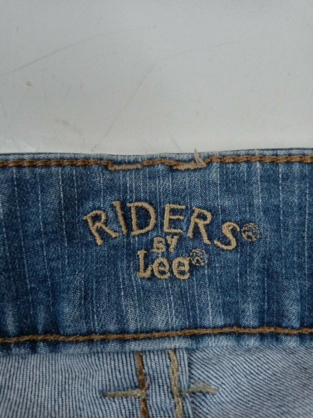 Riders By Lee Women's Embroidered Studded Distressed Whiskered Jeans 28x30 - Picture 8 of 8